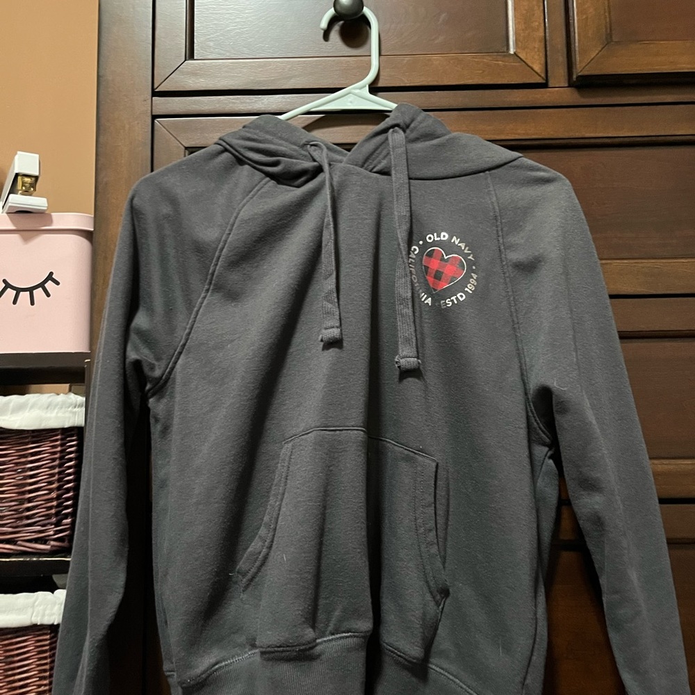 old navy sweatshirt